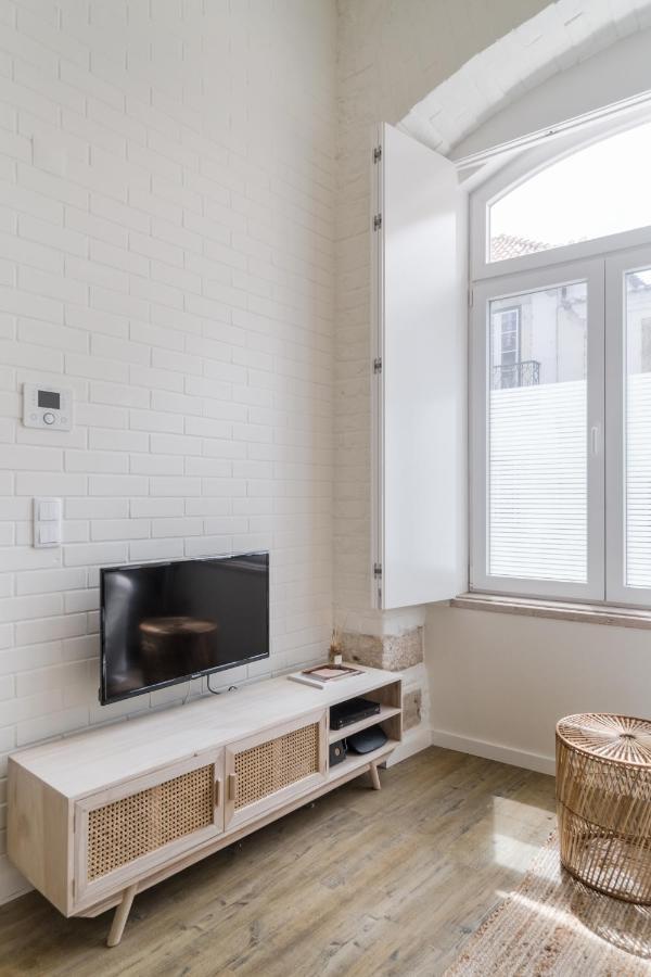 Casa Boma Lisboa - Design Apartment With Private Vegetal Terrace - Lapa VII エクステリア 写真
