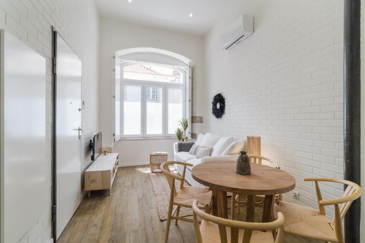 Casa Boma Lisboa - Design Apartment With Private Vegetal Terrace - Lapa VII エクステリア 写真
