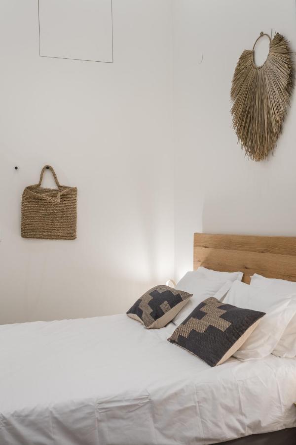 Casa Boma Lisboa - Design Apartment With Private Vegetal Terrace - Lapa VII エクステリア 写真